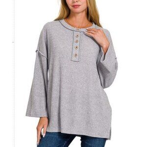 #0093 Zenana Heather Grey NWOT Ribbed Brushed Melange Hacci Henley Top Sz Small